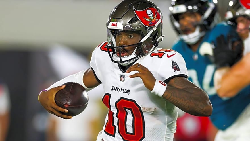 Kenny Gainwell Calls Jalon Daniels a 'Special' Talent Before Bucs Rookie's First Start
