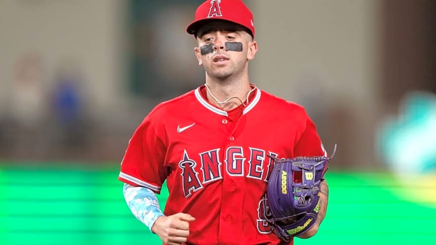 Red Sox Expected to Pursue Infielders at Trade Deadline