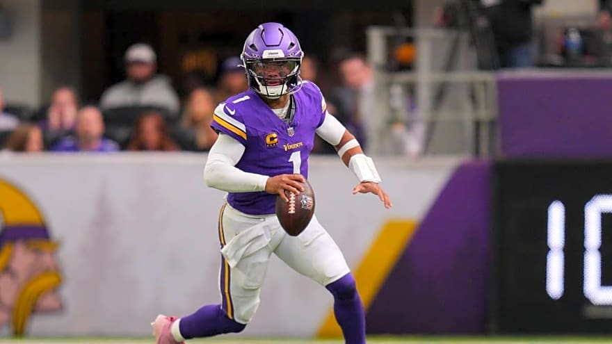 After another quiet day, O'Connell insists Vikings' offense is 'not far off'
