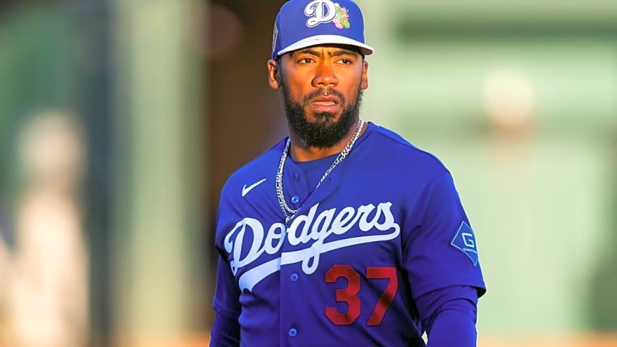 Dodgers' Blowout Win Over Phillies on Sunday Presents Teoscar Hernandez Dilemma