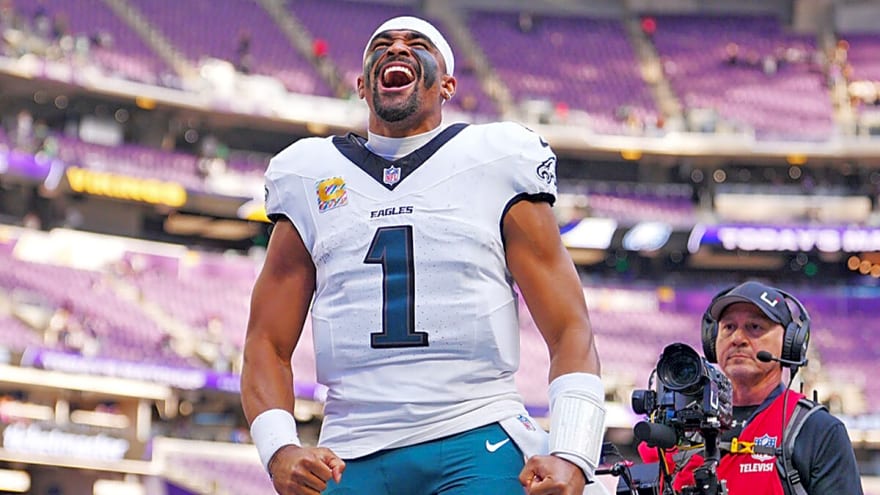 When was last time Jalen Hurts threw for 300 yards before Eagles-Vikings game?