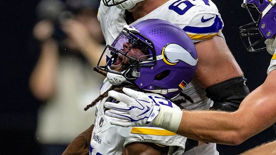 Aaron Jones' toughness on display after revelation about knee injury