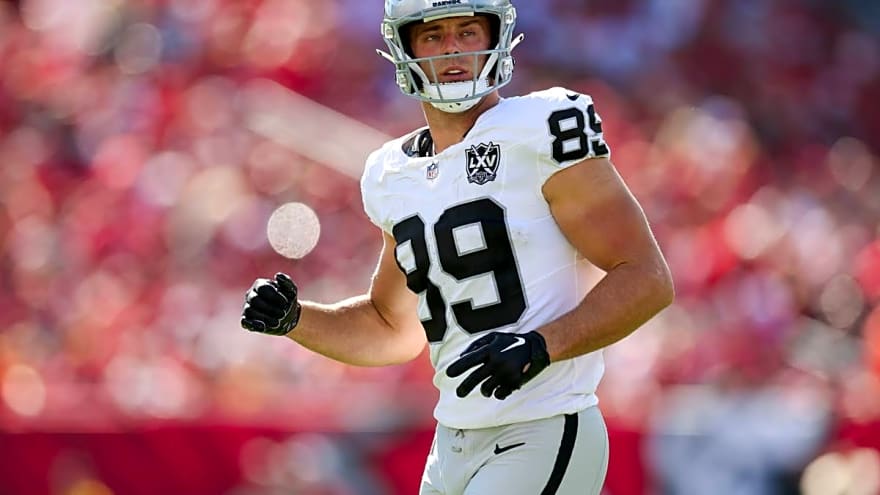 What Brock Bowers' Status Could Mean for Ashton Jeanty and Other Raiders in Week 2