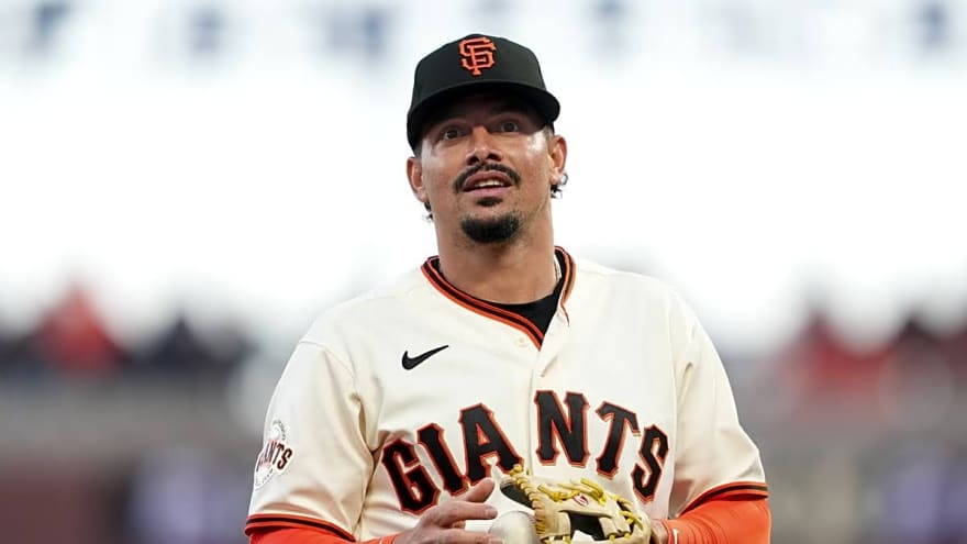 Giants Reveal Plan for Willy Adames After Exiting Astros Game