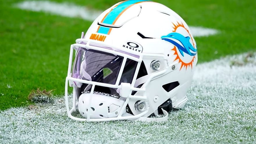 Dolphins Make Roster Changes Ahead of Jets Game