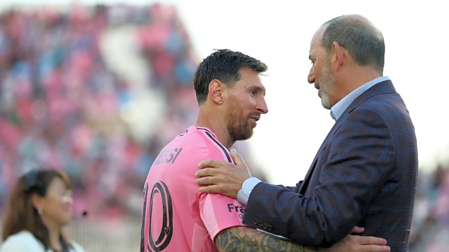'Sick Of It'- Landon Donovan Calls Out Lionel Messi & Inter Miami Over Referee Drama