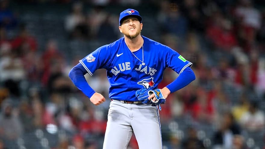 Phillies Reportedly Open to Bringing Back Blue Jays' Reliever