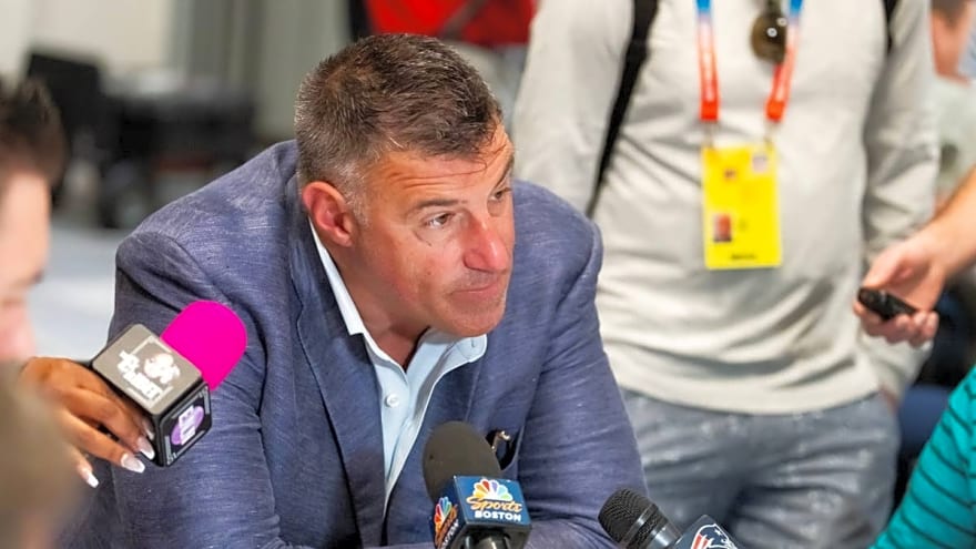 Patriots Add Giants' Fired DC to Staff to Reunite With Mike Vrabel
