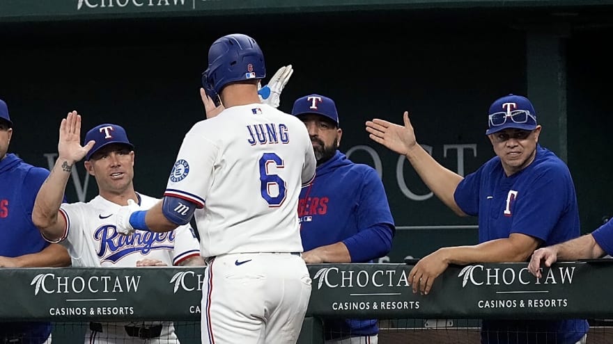 Texas Rangers Face Major Bullpen Concern With Just 3 Games Left