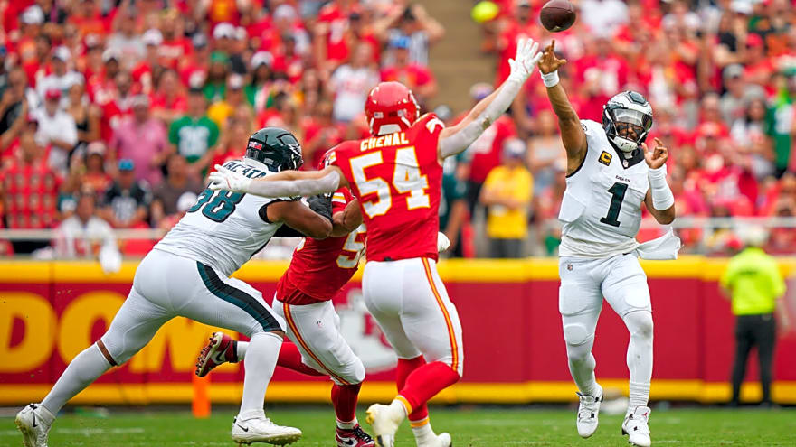 How Steve Spagnuolo’s blitz-happy defense is leaving Chiefs in shambles