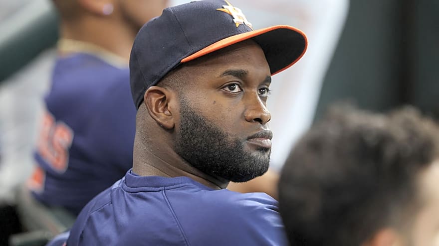 Astros slugger Yordan Alvarez’s no-doubt home run ruled foul for weird ballpark rule