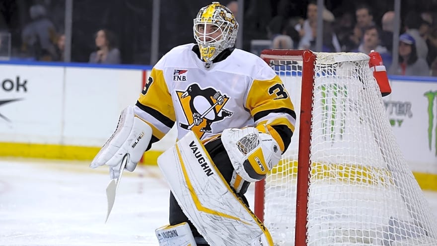 Sharks acquire Alex Nedeljkovic in trade with Penguins