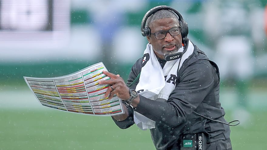 Jets must end Aaron Glenn era after rock-bottom loss to previously winless Dolphins