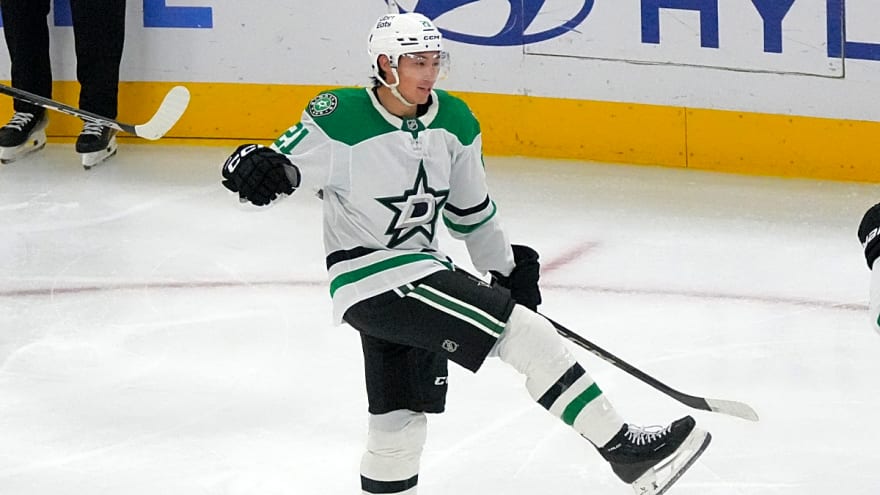 Stars GM reveals when Jason Robertson contract talks will start