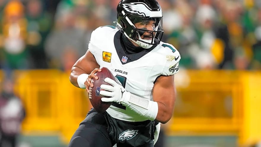 What is Jalen Hurts’ Career Record Against Chicago Bears?