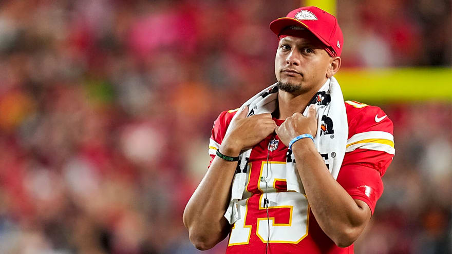 Ian Rapoport drives Patrick Mahomes hype train as he makes shockingly fast injury return