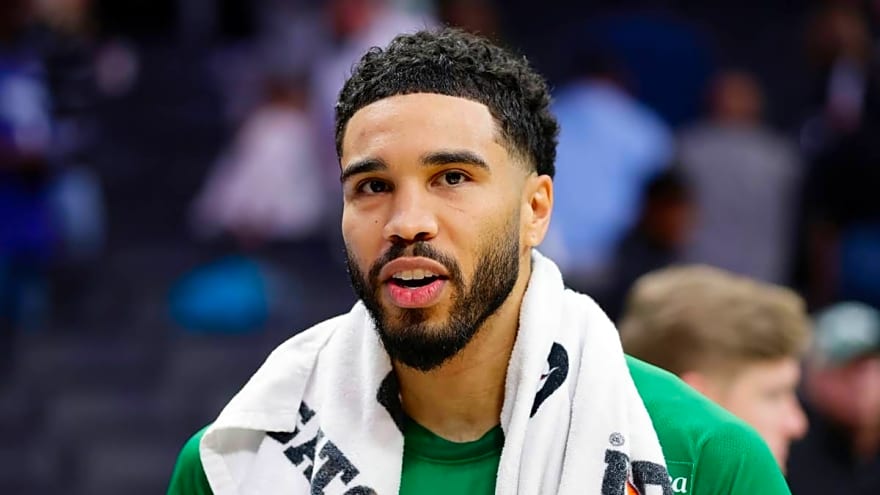 Jayson Tatum Reacts to Derrick White Announcement on Thursday