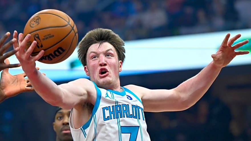 Hornets Rookie Kon Knueppel Wins Award Over Cooper Flagg