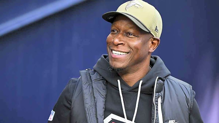 Falcons’ Raheem Morris walks back comments about Patriots simulating snap