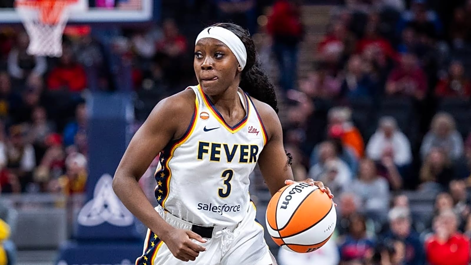 Indiana Fever Coach Stephanie White Explains What Makes Raven Johnson 'Elite'