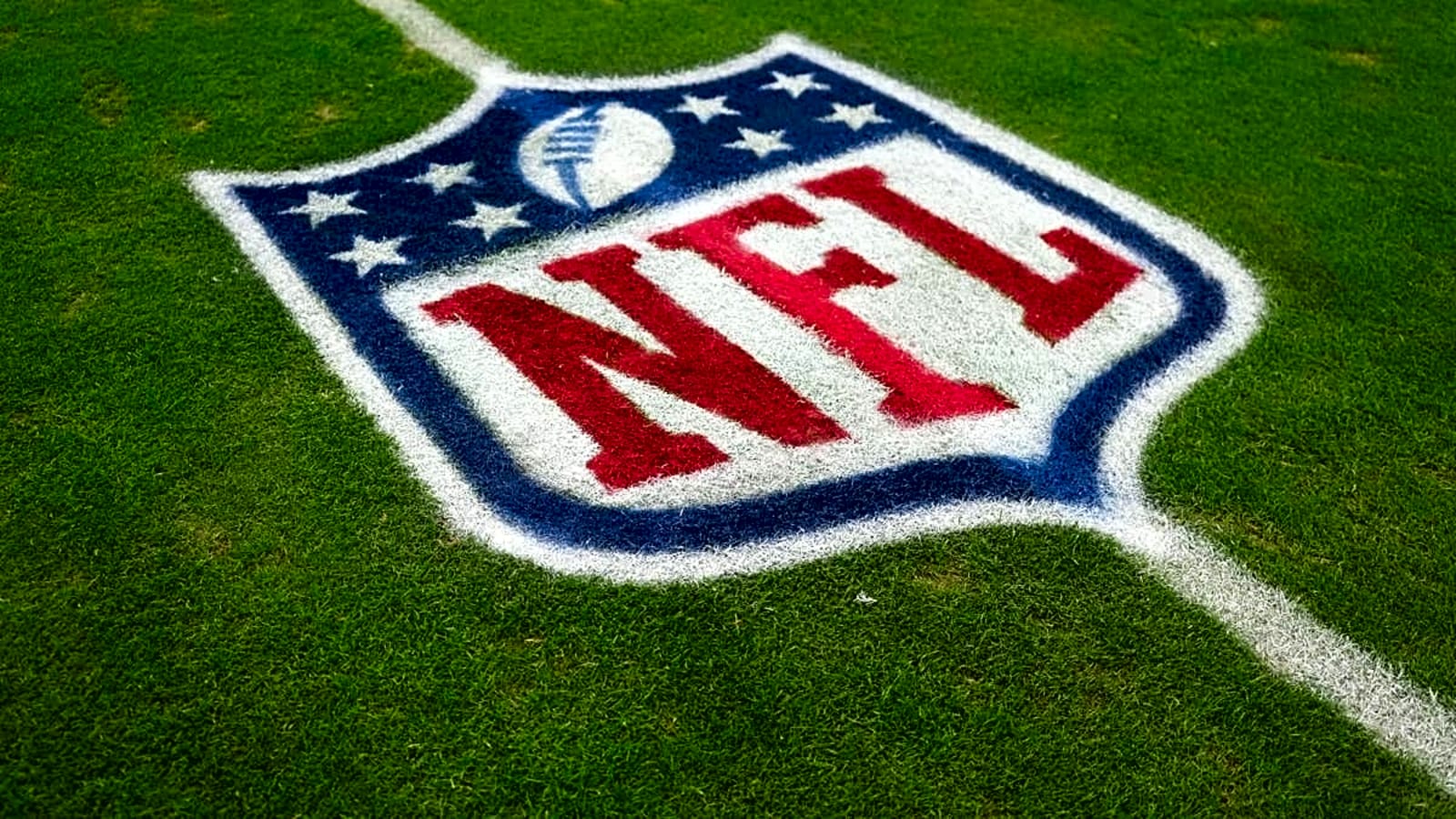 Longtime NFL Reporter Announces Retirement