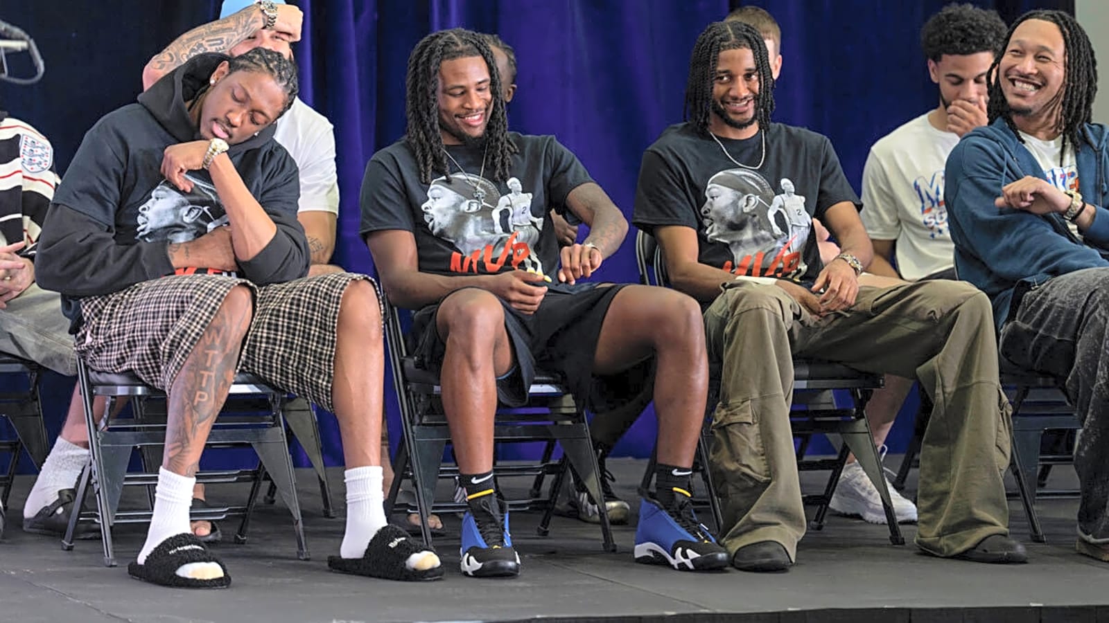 Thunder players show off Larry O’Brien trophy in convertibles