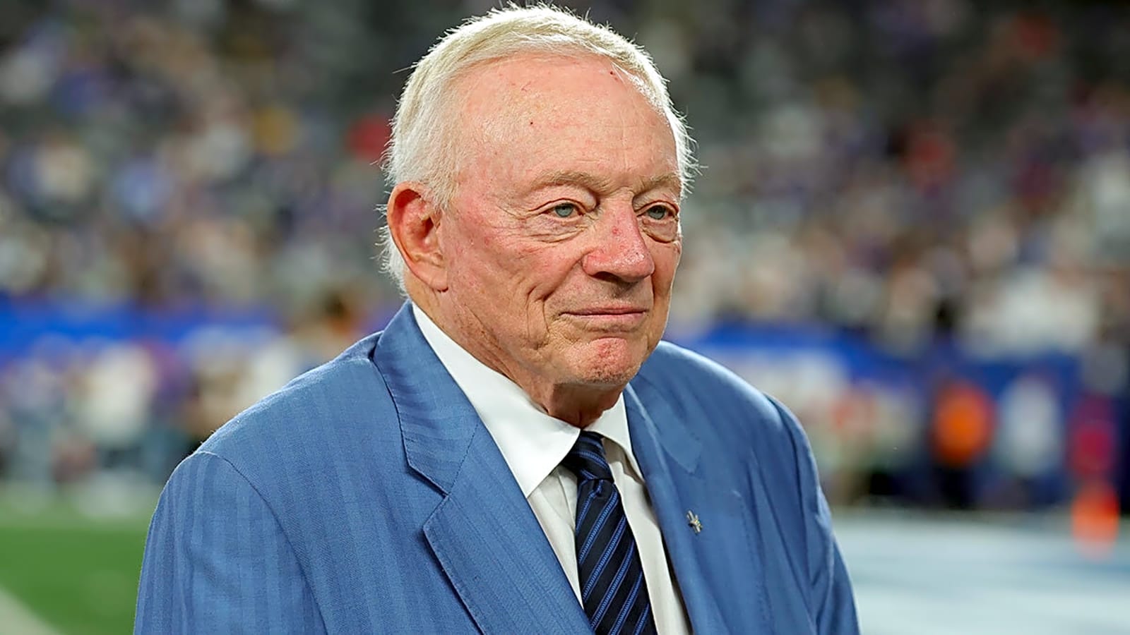 Cowboys defense has Jerry Jones completely floored