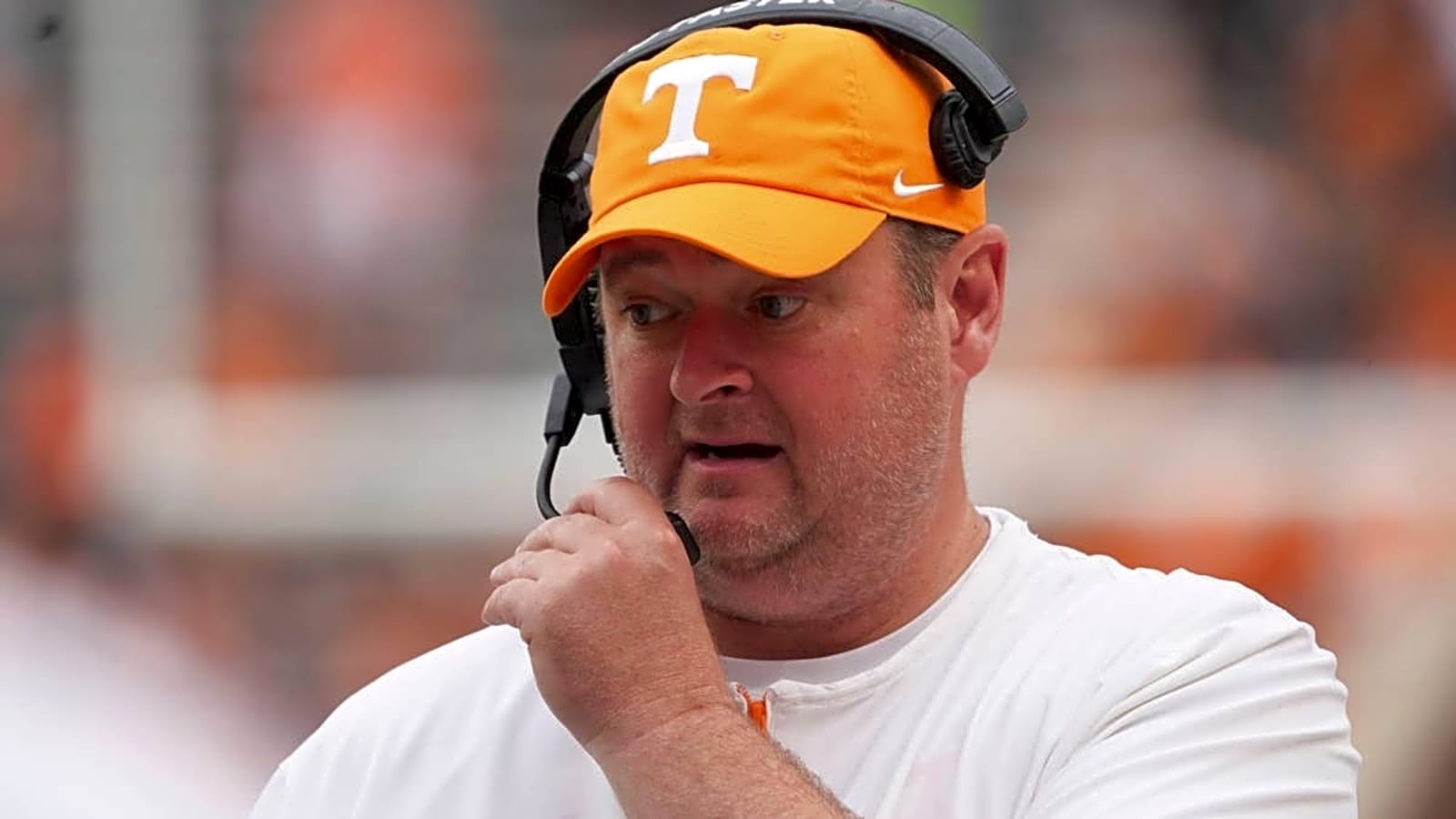 Tennessee Football's 5-Star Freshman Gaining Momentum in QB Battle