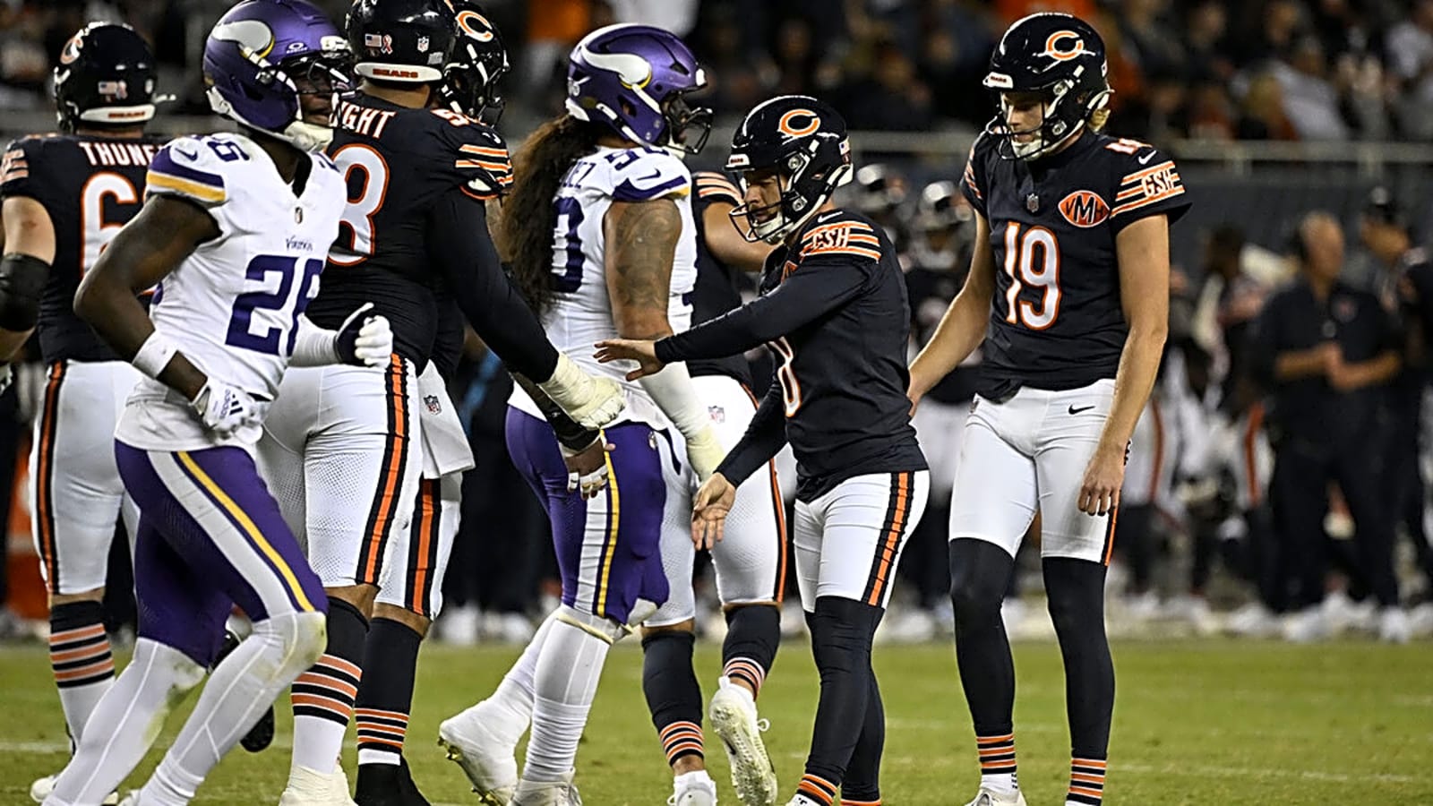 Bears fans confused about Cairo Santos after Jake Moody signing