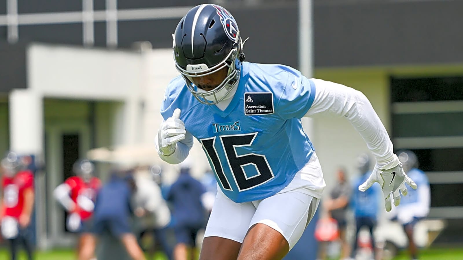 Broncos expected to meet with Treylon Burks