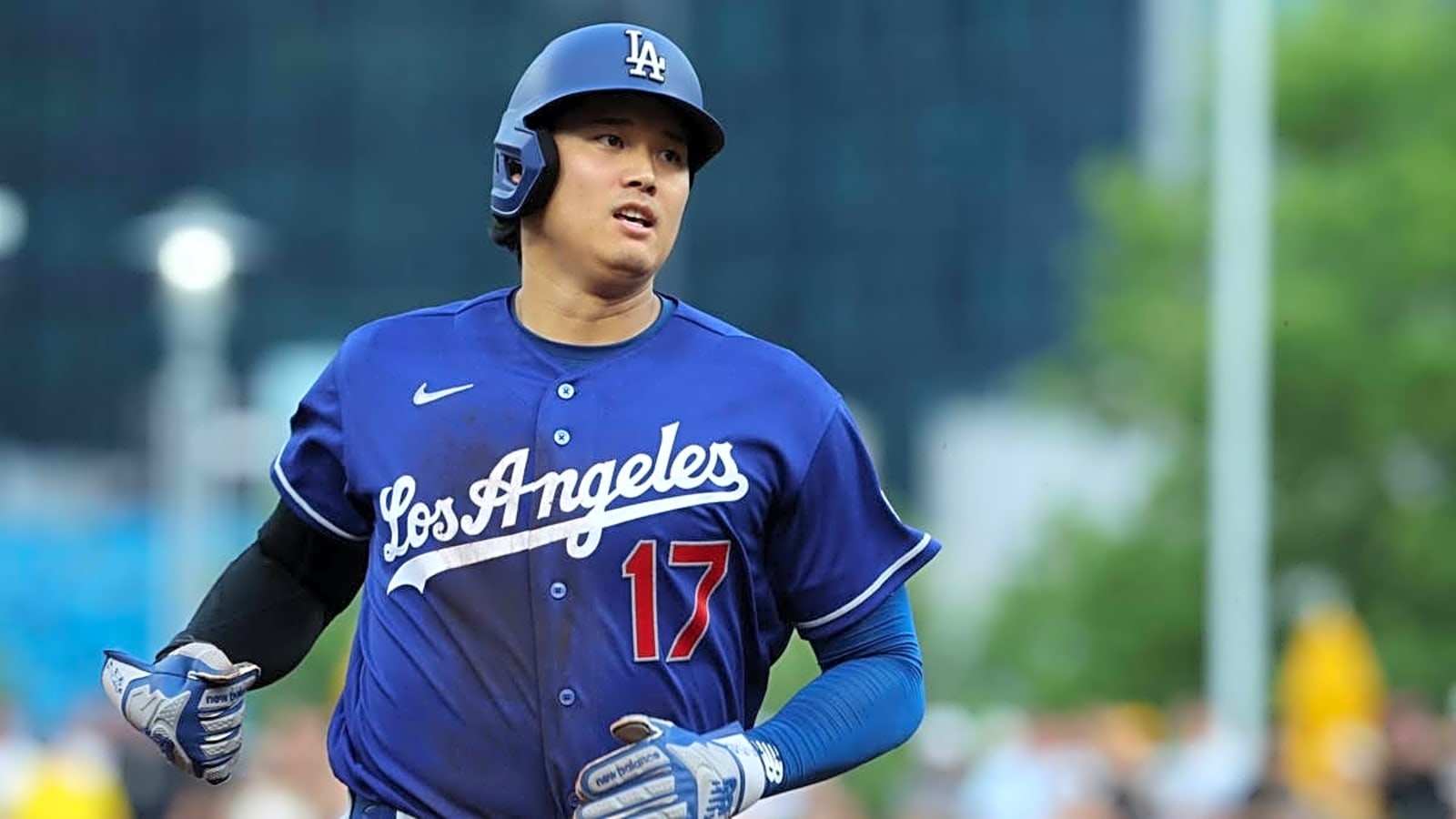 Dodgers Make Shohei Ohtani Decision Amid Knee Injury