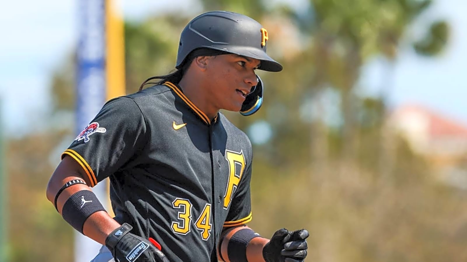 Pirates Recall Top Prospect Outfielder From Triple-A