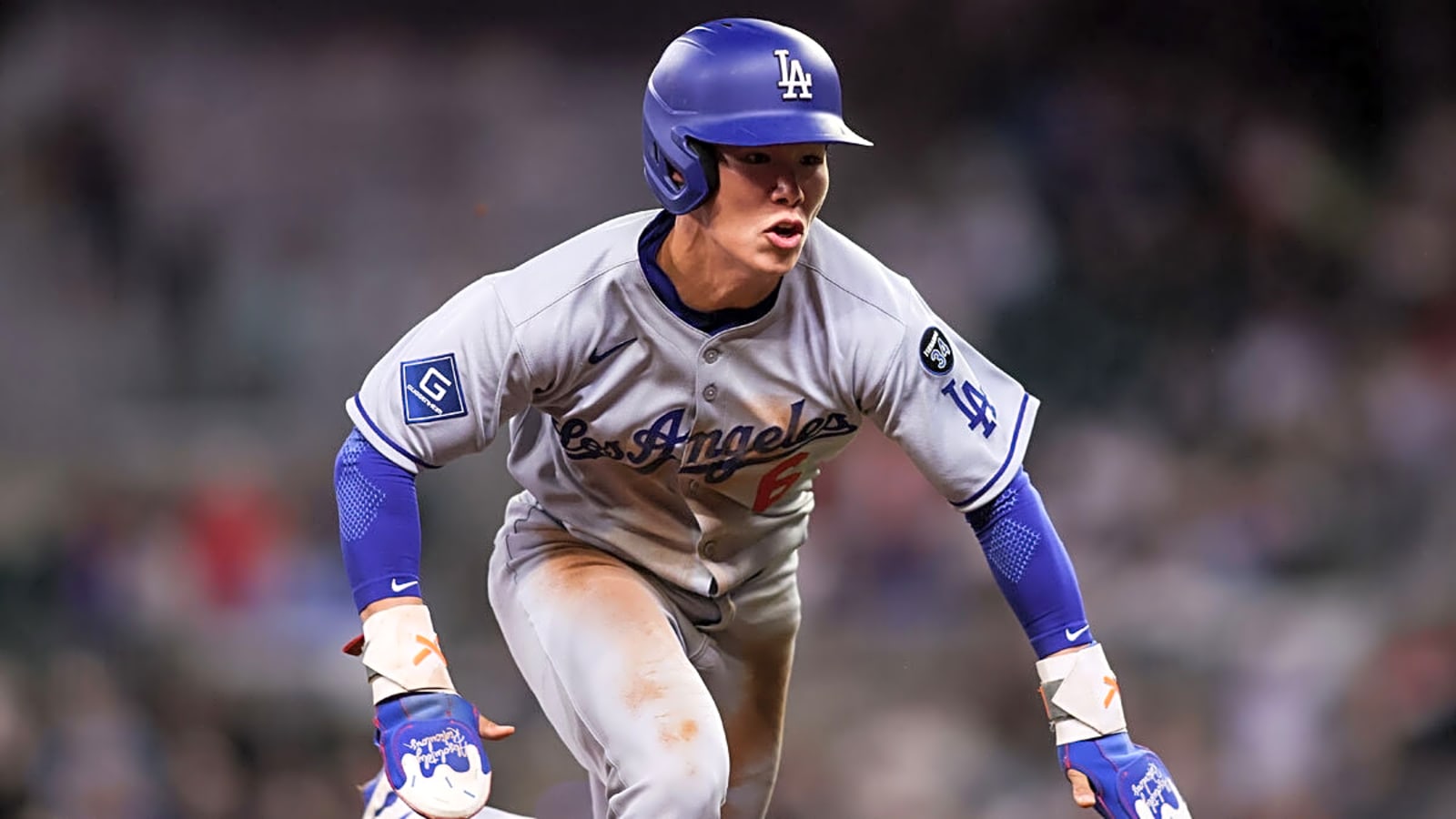 Dodgers place promising rookie on IL with shoulder bursitis