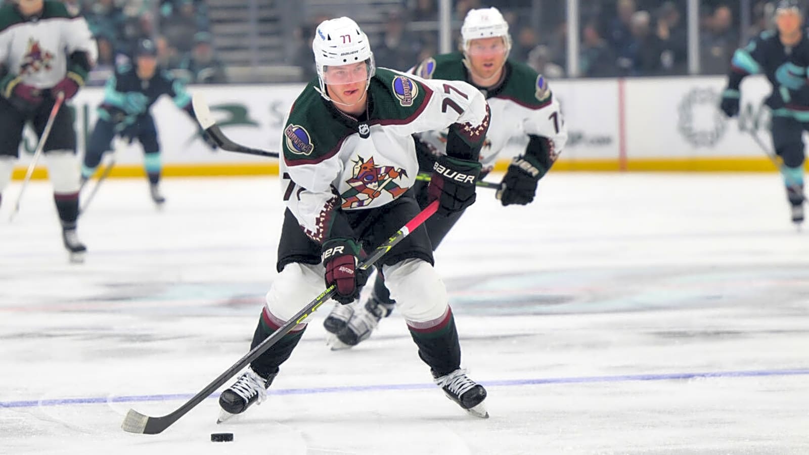 Bruins sign recent trade acquisition to one-year contract