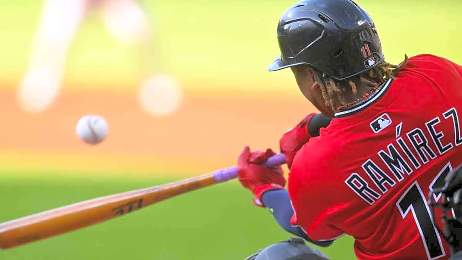 Ex-player says Guardians shouldn’t trade Jose Ramirez