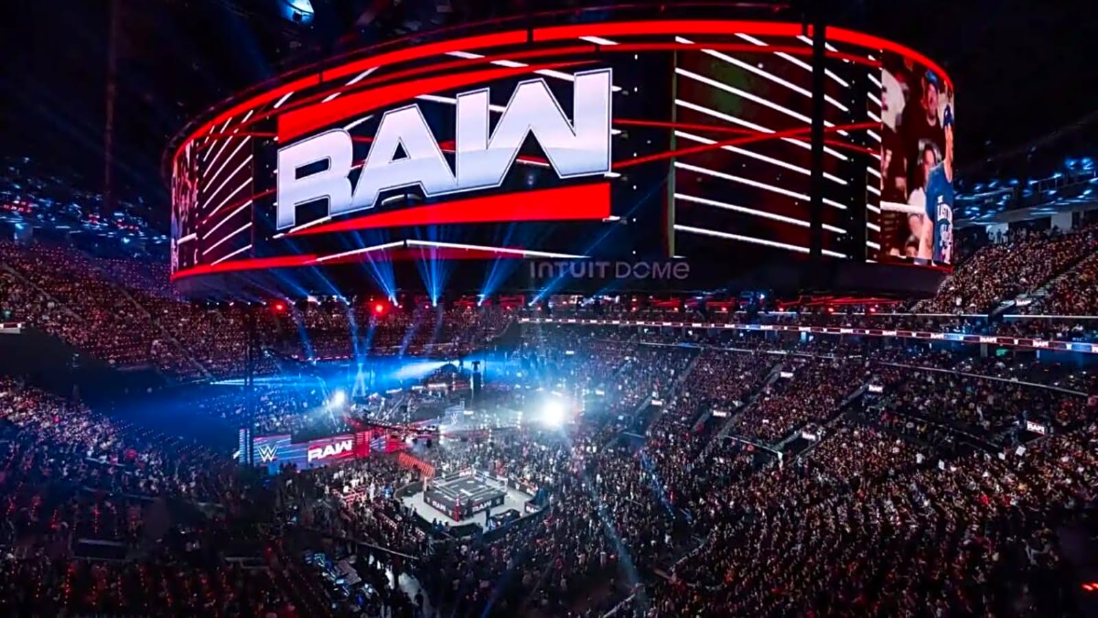 Watch: 31-Year-Old Star Suffers Horrible Knee Injury on This Week’s raw