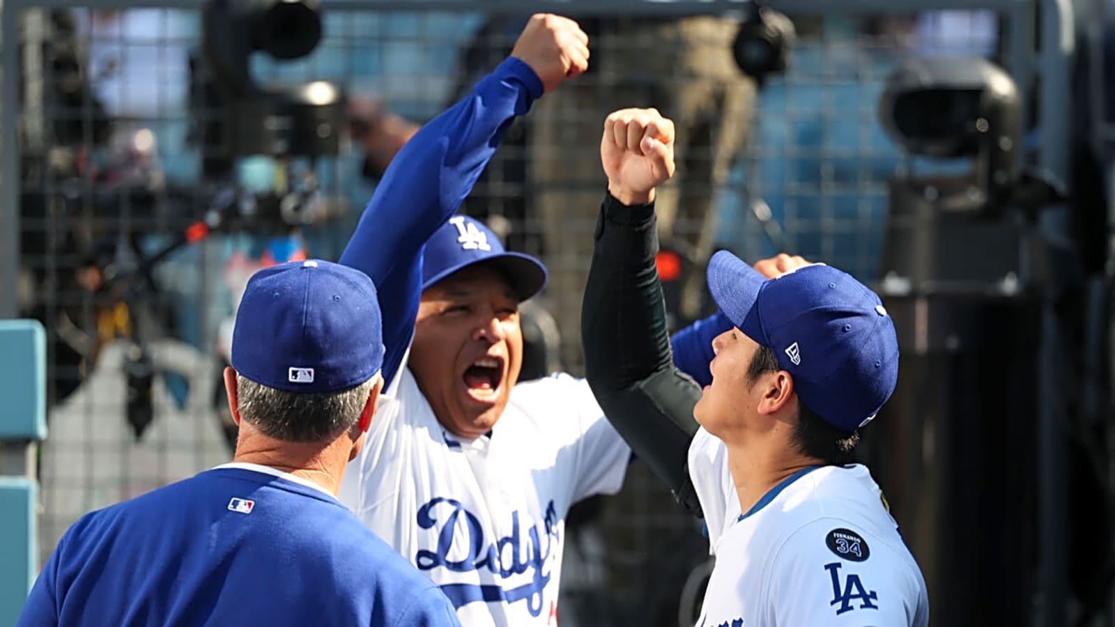 Shohei Ohtani, Dodgers’ pitching dominance draws Dave Roberts response