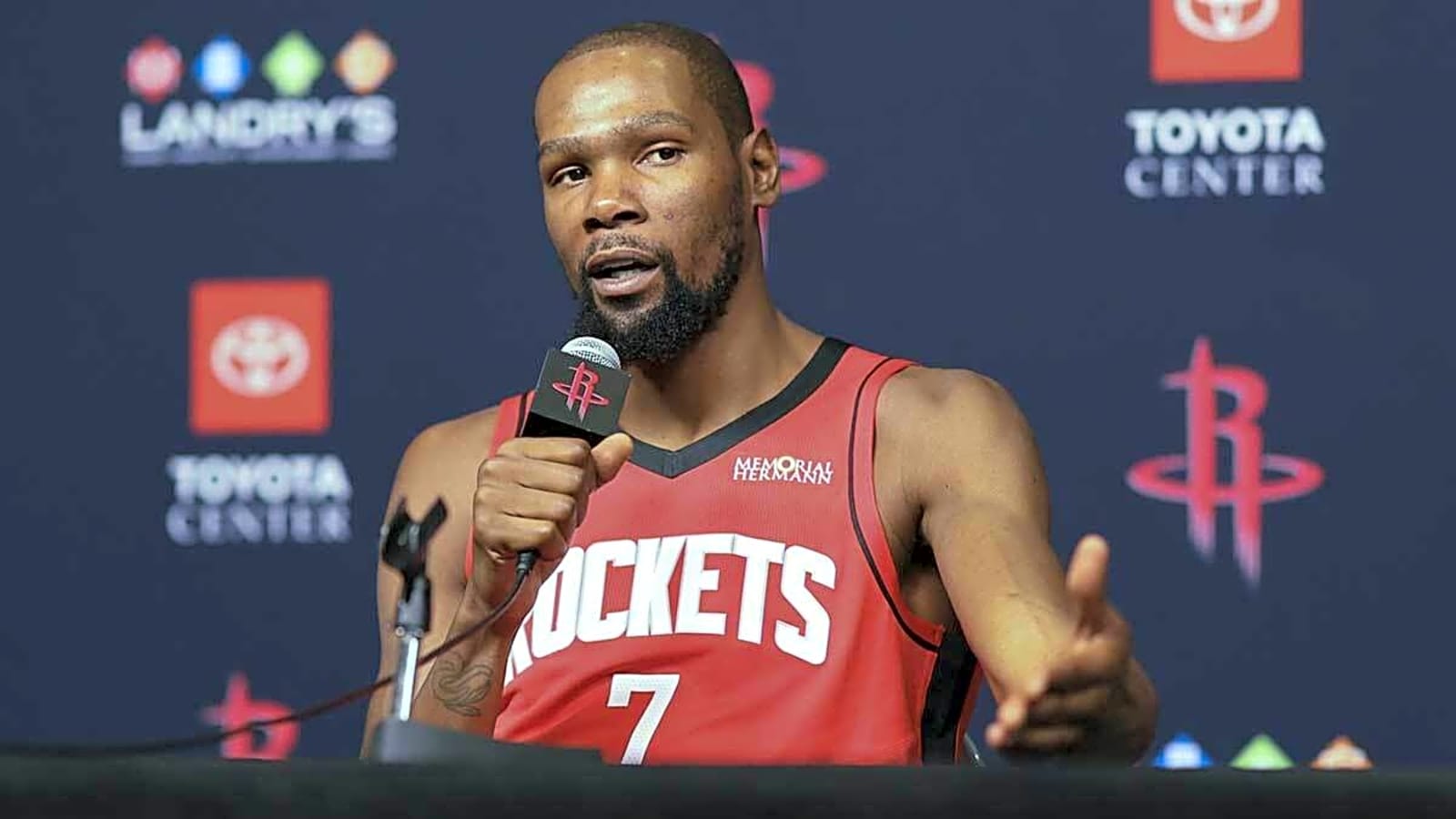 Kevin Durant dishes on Rockets, Longhorn connections