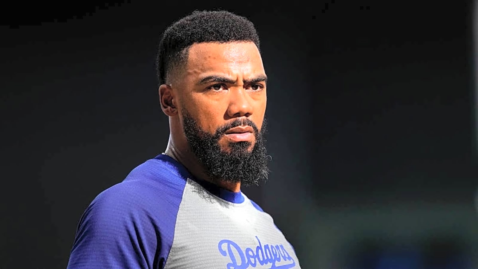 Dave Roberts Shares Reason for Teoscar Hernandez’s Removal From Dodgers Lineup