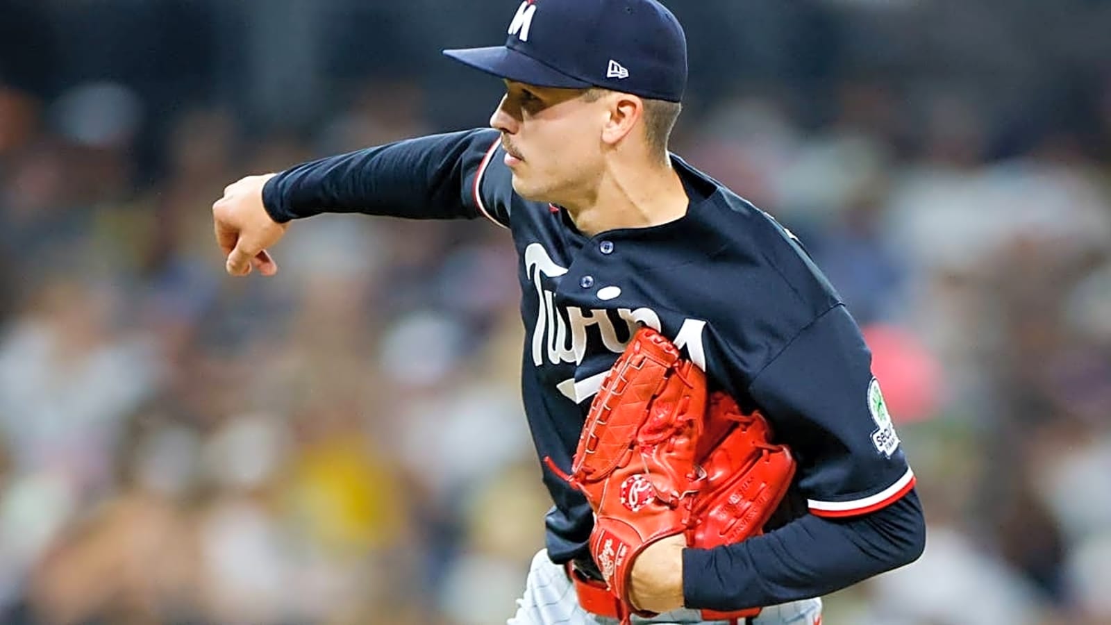Twins' momentum halted by Padres on the road