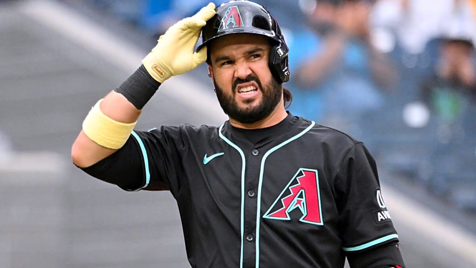  4 teams emerge as frontrunners for Eugenio Suarez trade
