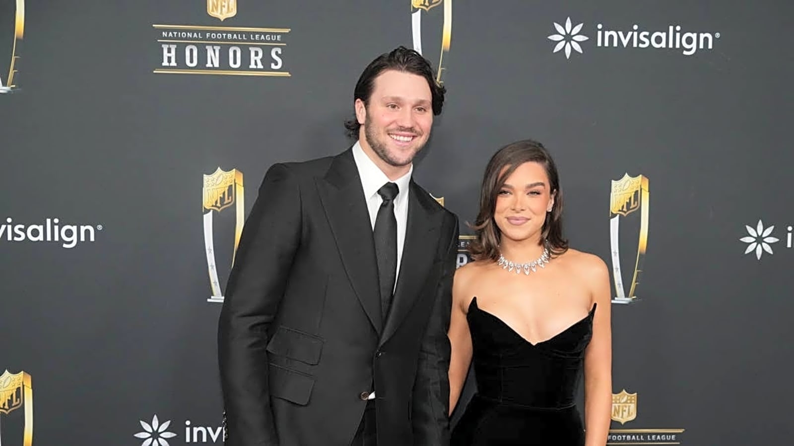 Josh Allen, Hailee Steinfeld Make Major Family Announcement
