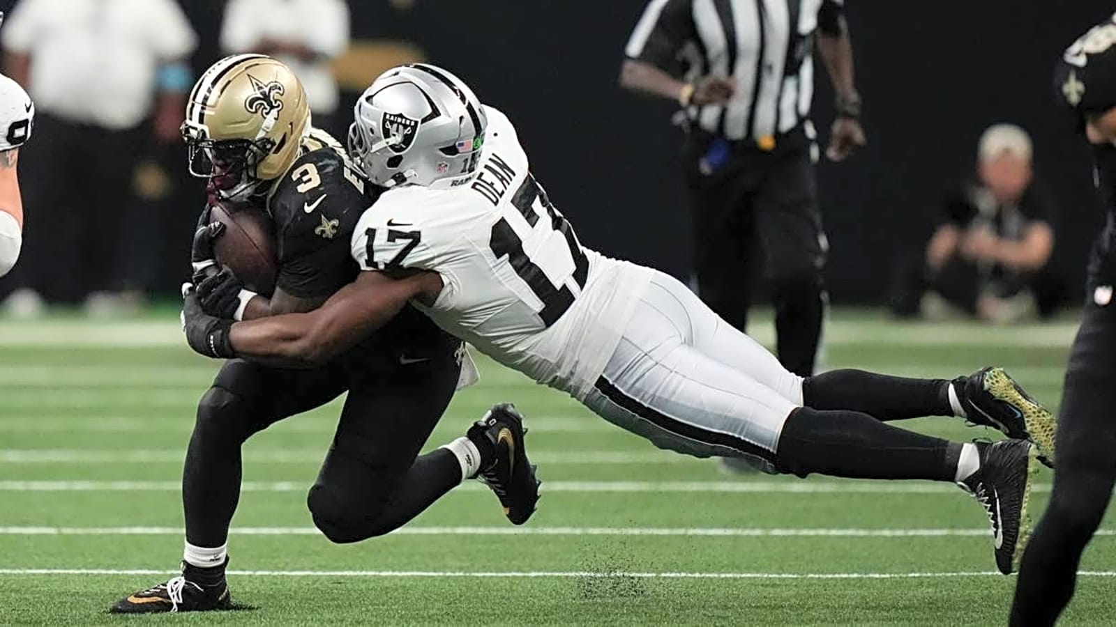 3 Reasons Raiders can Upset Chiefs in Undefeated Showdown