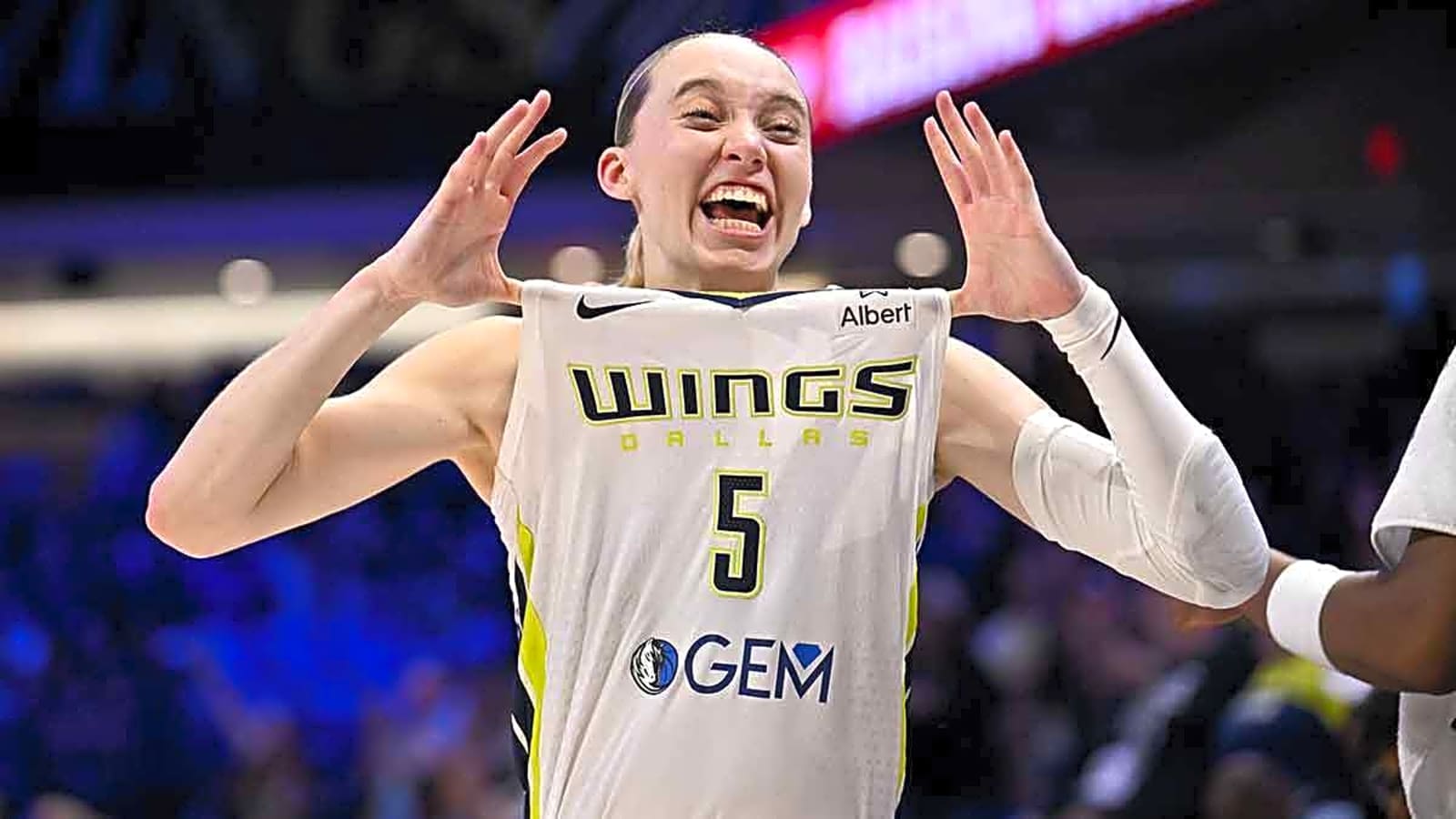 Paige Bueckers’ message to Wings fans after rookie season