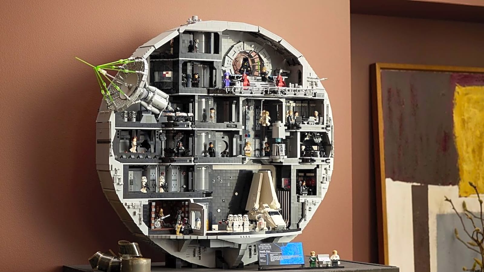 LEGO STAR WARS’ Giant Death Star Is LEGO’s First $1,000 Set