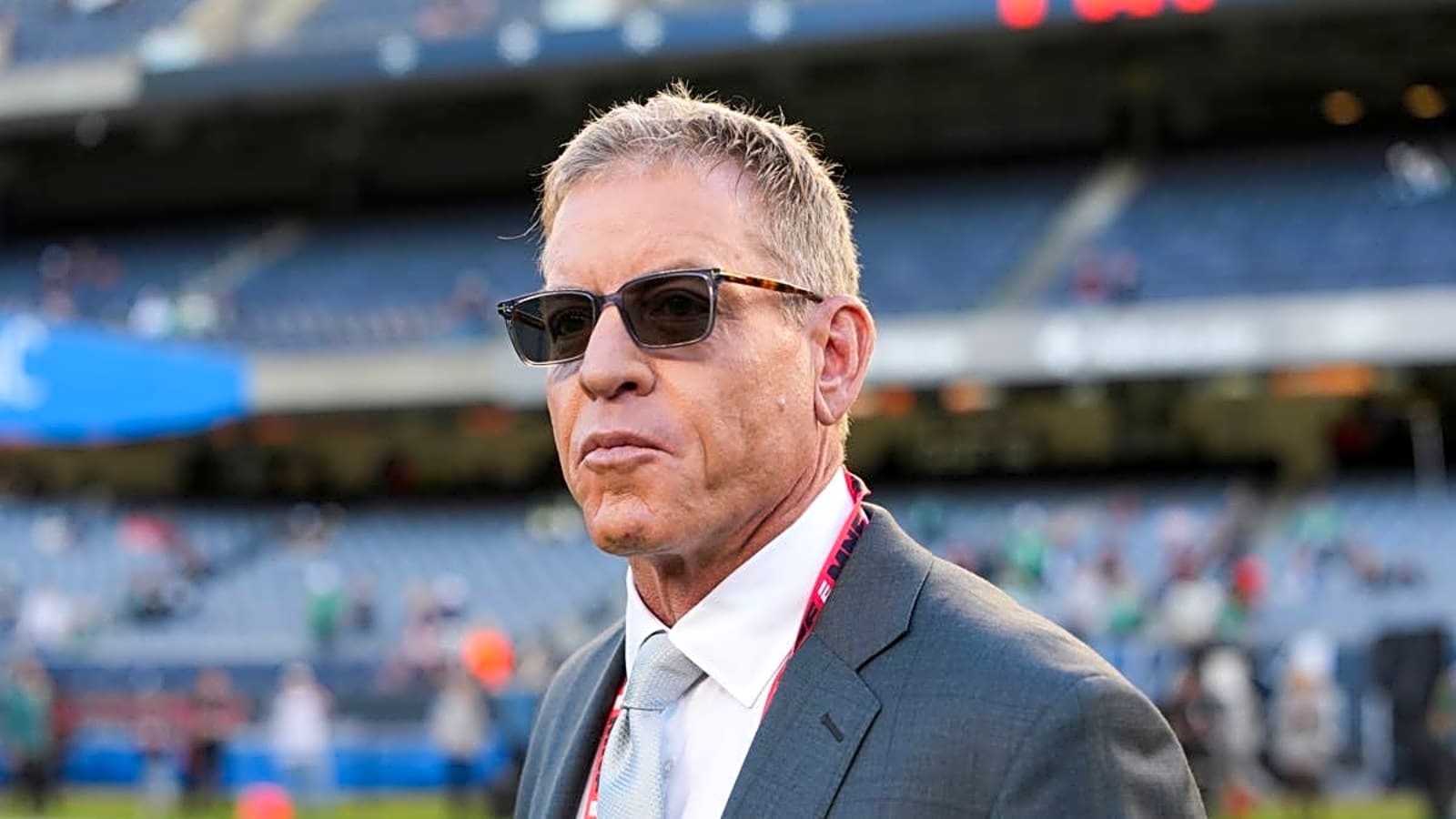 Controversial MNF Call Sparks Troy Aikman, Analytics Debate