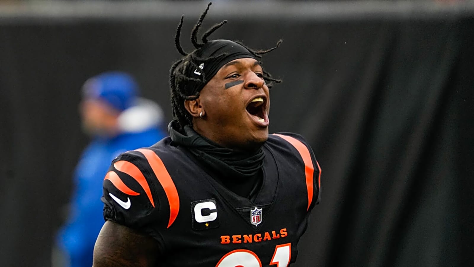 Dolphins strengthen defense with latest signing
