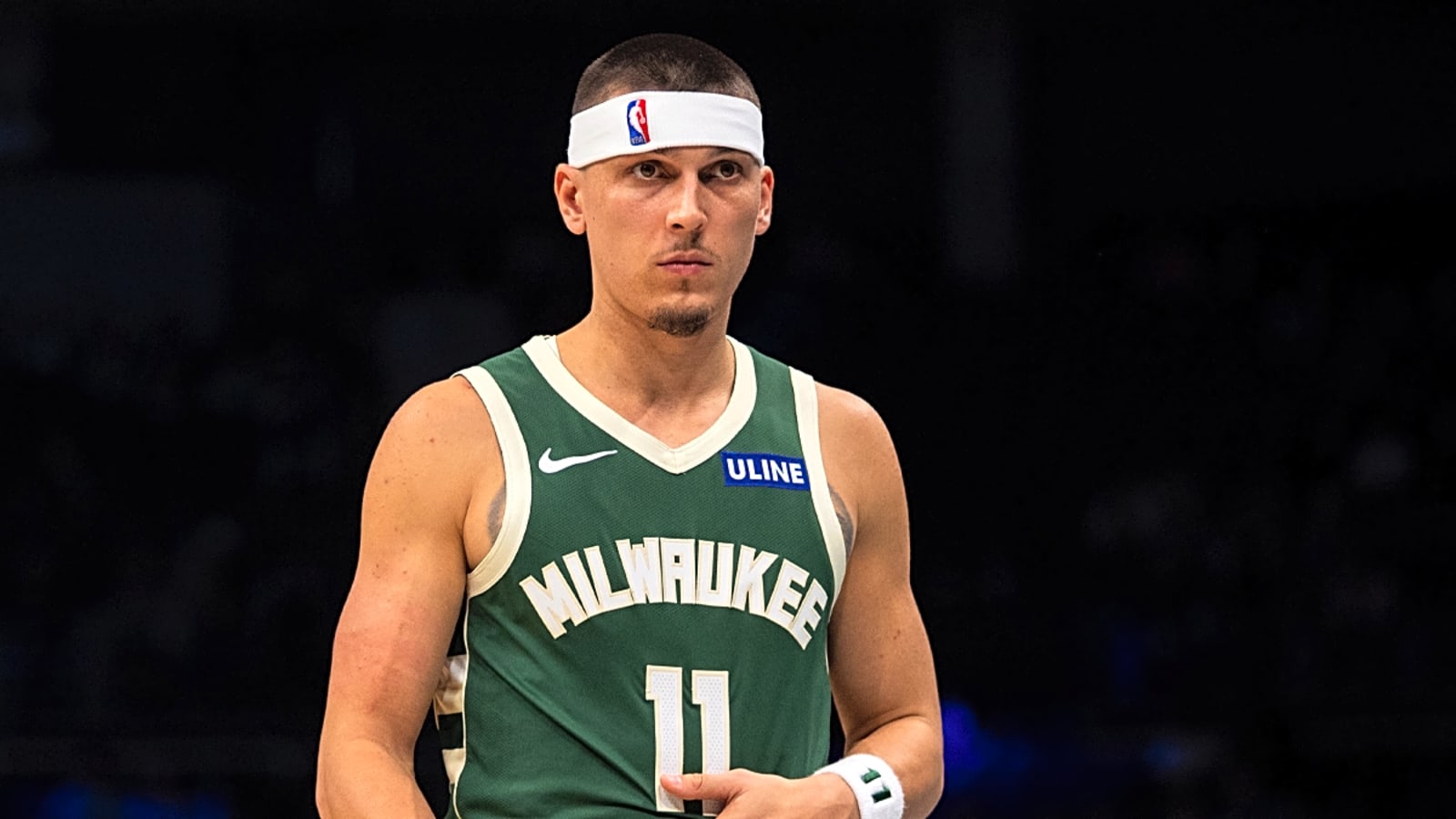Watch Tyler Herro’s flashy 1st bucket in Milwaukee