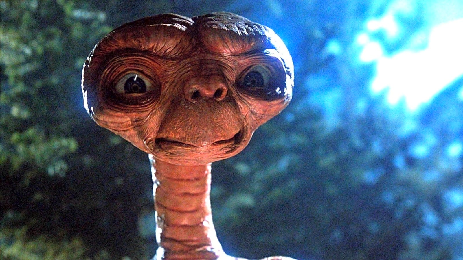 E.T. Cut a Weird Romantic Subplot for the Lovable Alien