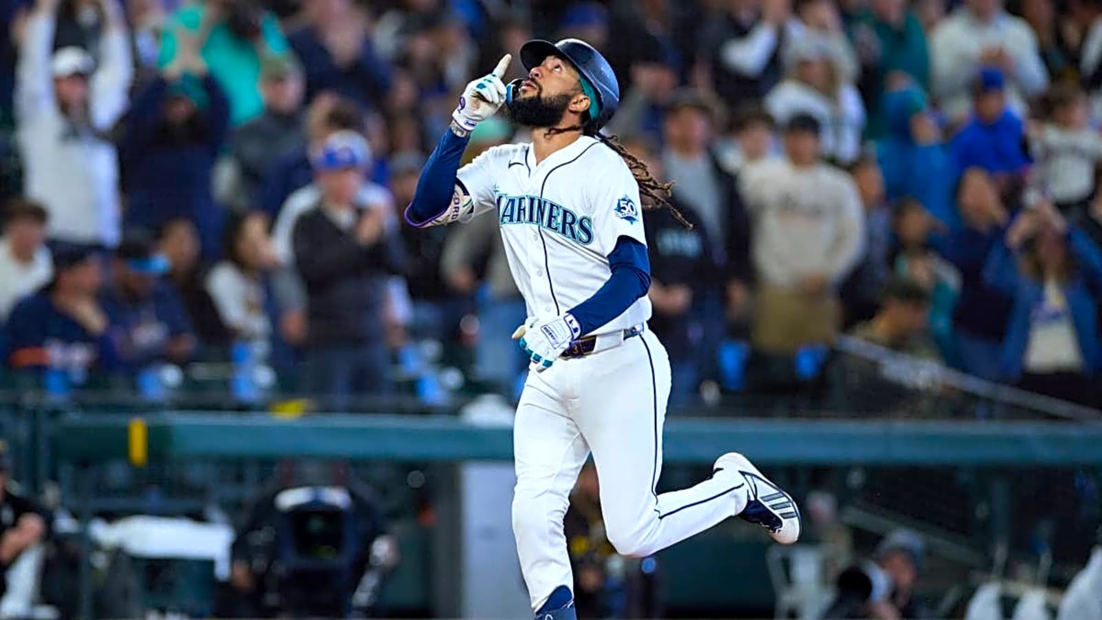 Mariners' J.P. Crawford Scratched Late with Triceps Injury